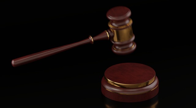 lawyer-640x480-94543418.jpeg