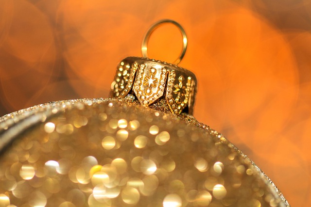gold-640x480-735051.jpeg